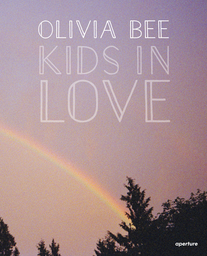 (BEE, OLIVIA). Bee, Olivia & Tavi Gevinson - OLIVIA BEE: KIDS IN LOVE - SIGNED BY OLIVIA BEE AND TAVI GEVINSON